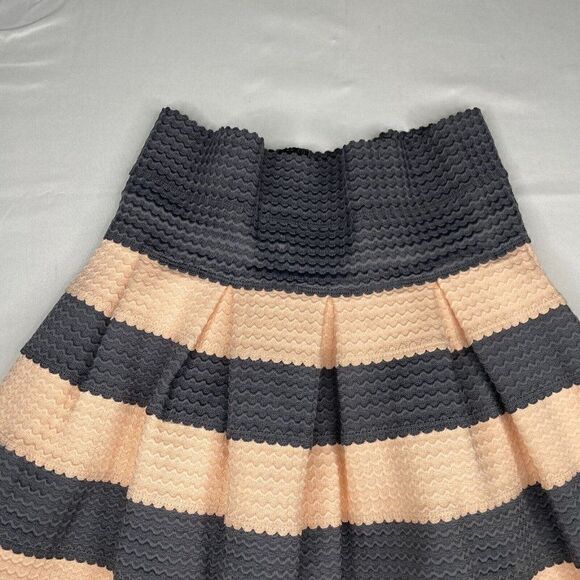 Anthropologie Girls From Savoy Scalloped Striped Ponte Skirt Pink/Grey - Picture 9 of 11